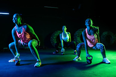 Junk Fitness Dubai. Get 1 free week now! Best gym in Al Quoz. - Ajman - +971 58 535 7917