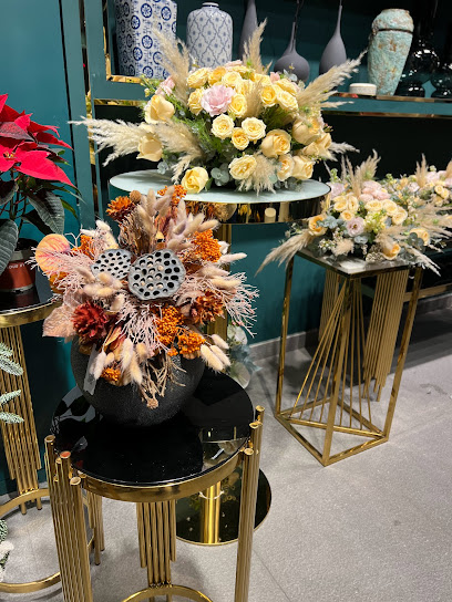 Harmony Flowers | Flower Shop In Dubai | flowers bouquet | محل ورد في دبي - United Arab Emirates|Umm Suqeim - Umm Suqeim 1 - Dubai|Jumeirah Beach Rd