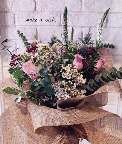 Peonies & petals - Ajman - +971 4 396 6441
