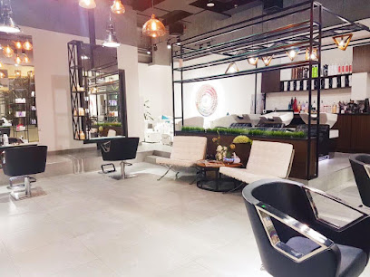 Polished Hair And Beauty DIFC - Dubai - +971 4 352 5677