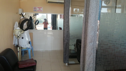 Liwa Saloon - Dubai - +971 54 300 3248