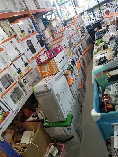 Thrift store Sharjah - United Arab Emirates|Industrial Area - Sharjah|Unnamed Road - صناعية ٦|8CC8+QWJ