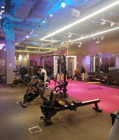 Let's go gym(Ladies) - Dubai - +971 3 767 2929