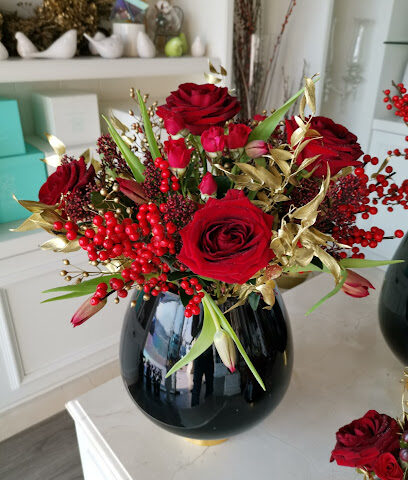 Les Floralies Dubai - Za'abeel 1 - Ajman - +971 50 787 7856