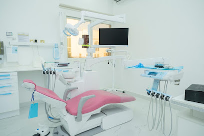 Safe Care Dental Center مركز سيف كير للاسنان - Abu Dhabi - +971 2 586 8655