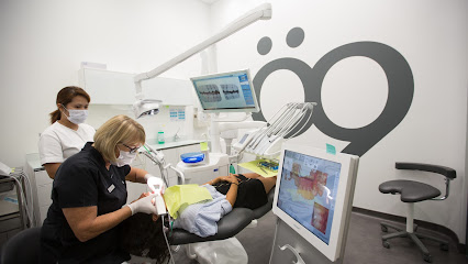 Snö Dental Clinics - Abu Dhabi - +971 800 3368478