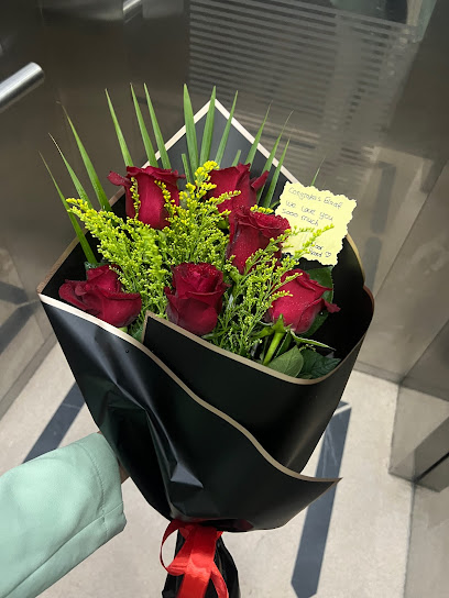 The Florist LLC - United Arab Emirates|Al Khan - Sharjah|63 New Al Taawun Rd