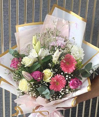 MIRAl Flowers & Chocolate ميرال للزهور والشوكولاته - Ajman - +971 55 201 2089