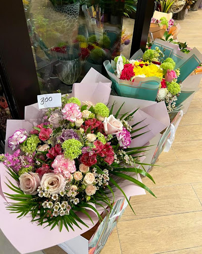 Royal Flowers - The Springs Souk Dubai - United Arab Emirates|Dubai|The Springs Souk