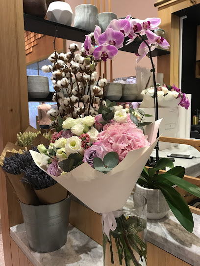 The Flower Company - United Arab Emirates|Dubai|Galleria Mall