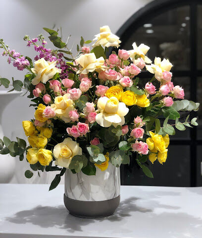 Antheia Flowers - Ajman - +971 50 782 4620