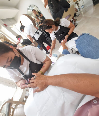 Willow Lane Hair and Beauty Salon - Dubai - +971 52 584 8201