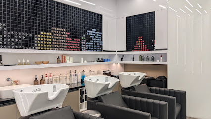 WOW Beauty Salon - Reem Mall - Dubai - +971 2 639 0210