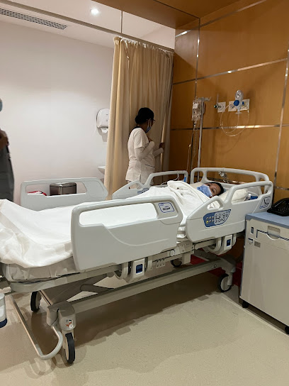 Medeor 24x7 Hospital - 24x7 مستشفى ميديور - United Arab Emirates|Al Danah - Zone 1 - Abu Dhabi|Al Falah St