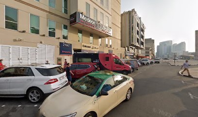 Dr Eswar Moparty - Dubai -