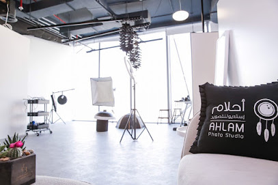 Ahlam Photo Studio - Ras al Khaimah - +971 52 900 2204