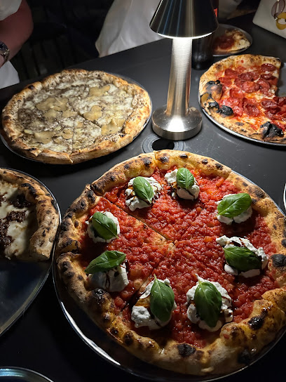 Blu Pizzeriá - United Arab Emirates|Umm Suqeim - Jumeirah 3 - Dubai|33th St