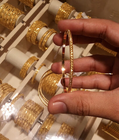 Joyalukkas Jewellery - Dubai - +971 6 566 0871