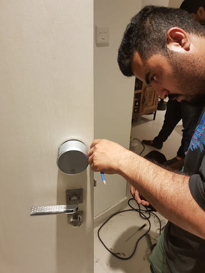 Al Baraka Lock Repairing - United Arab Emirates|Dubai|333-233 Al Satwa Dubai.|Shope #.1 Juma Qamaisha Al Shamsi Building