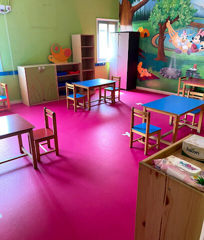 Happy Home Nursery - Dubai - +971 6 563 1772