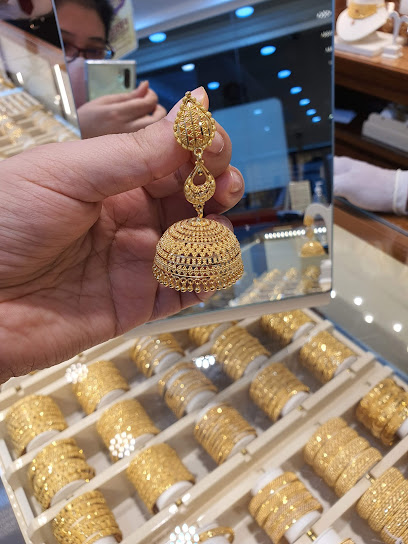 Joyalukkas Jewellery - United Arab Emirates|Abu Dhabi|Hamdan Bin Mohammed St|Dalma Plaza