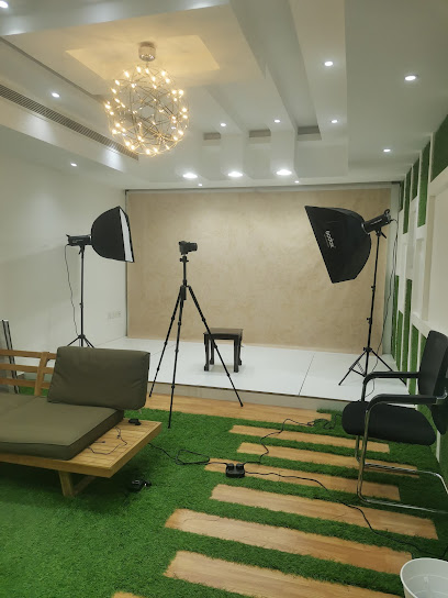 Happy day Agency - United Arab Emirates|Central District - Abu Dhabi|Oud Al-Tawbah St|6QH6+864