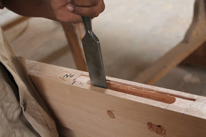 Al Kemma aluminum and Awtad carpentry/القمة للأمنيوم و منجرة أوتاد - Dubai - +971 7 227 7100