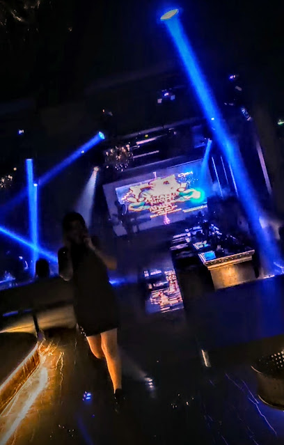 Opera Night Club- Abu Dhabi - United Arab Emirates|Al Bateen - Abu Dhabi|Corniche St|West