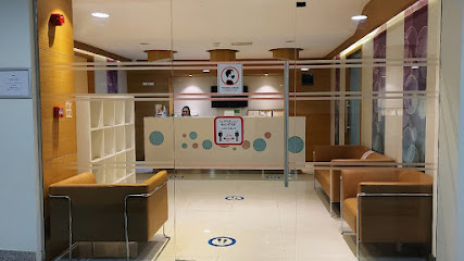 Dr. Kamkar Medical & Physiotherapy Center - Dubai - Ras al Khaimah - +971 4 334 1000