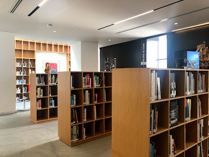 Al Safa Art & Design Library - Sharjah - +971 800 33222