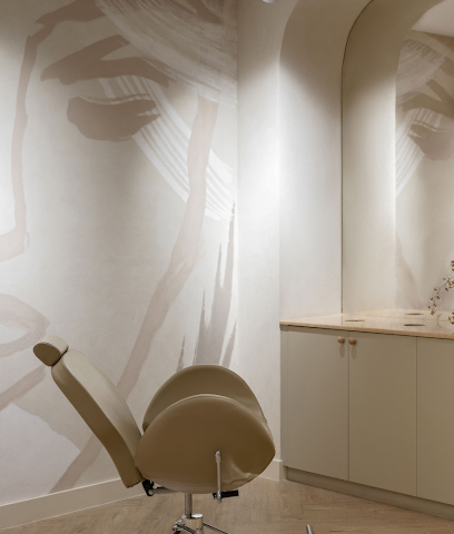 Browns & Co. - Fujairah - +971 4 273 1555