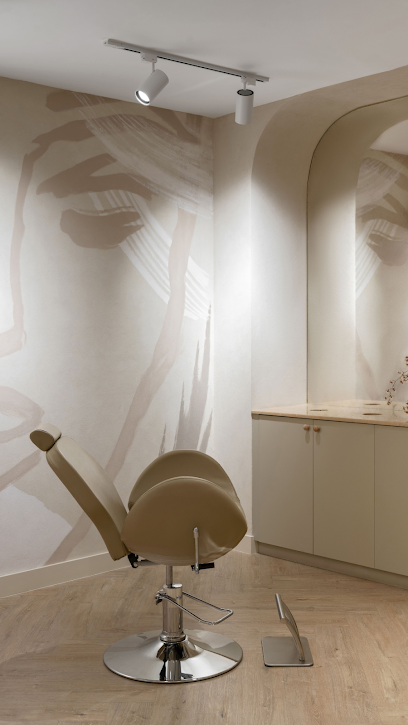 Browns & Co. - United Arab Emirates|Al Bada'a - Dubai|343 Al Wasl Rd