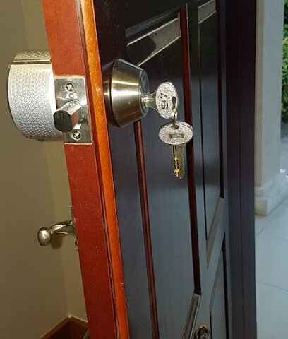 Al Baraka Al Jadeeda Lock Repairing - Dubai - +971 55 742 4211
