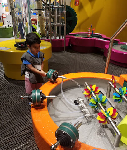 Little Explorers - Dubai - +971 600 599905