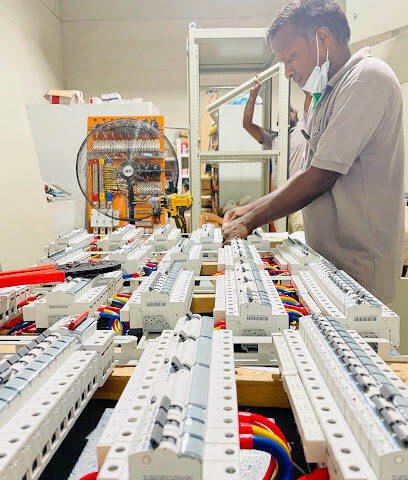 Valight Electric Fzc - Dubai - +971 6 557 5343