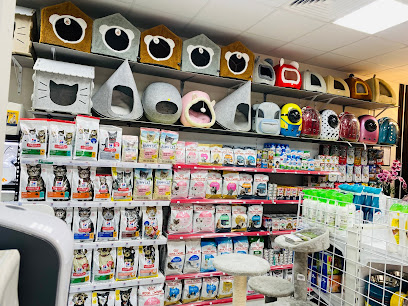 Magic paws pet shop & pet grooming Ajman - صالون ماجيك بوز للعناية بالحيوانات الأليفة - Ras al Khaimah - +971 58 841 9174