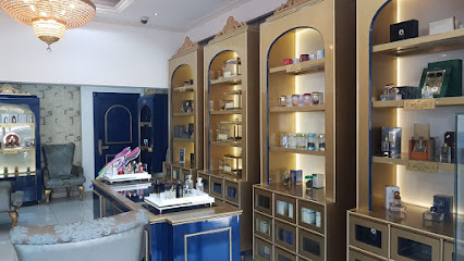 عبد الصمد القرشي للعطور فرع خورفكان - Ras al Khaimah - +971 9 237 2501