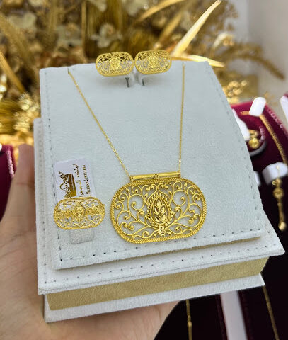 مجوهرات الملكة - Dubai - +971 54 345 0445