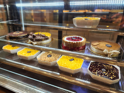 Salé Sucré Pâtisserie - Ras al Khaimah - +971 52 329 5144