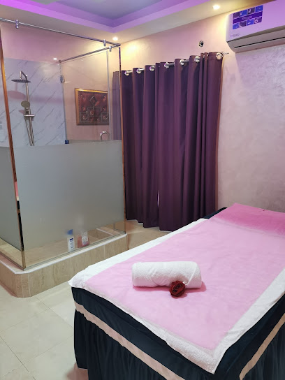 al razi center for massage - United Arab Emirates|Fujairah|Hamad Bin Abdulla Rd|tarboosh restaurant building204/203