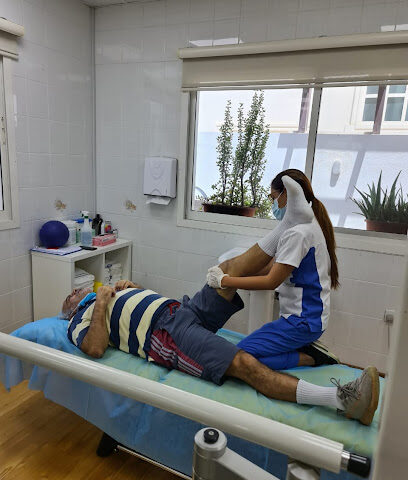 Dr Thomas Nau | Consultant Orthopedic Surgeon - Fujairah - +971 4 247 7777