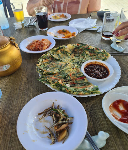 전주가든 루와이스(제벨 다나 달마 포트) JeonJoo Garden Korean Food at Ruwise in UAE - Dubai - +971 50 148 3319
