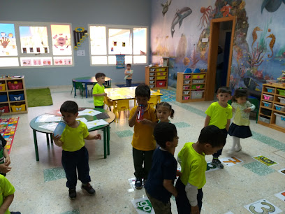 Kids Land Nursery - Fujairah - +971 3 767 7611