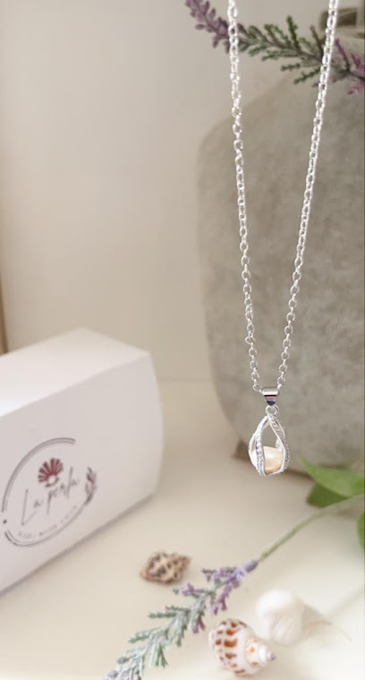 Laperla1 -