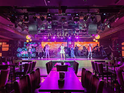 Club Seven - Fujairah - +971 4 377 1213