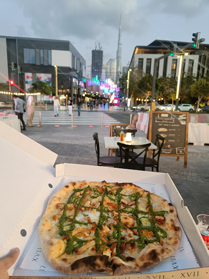 Piazza17 City Walk - United Arab Emirates|Dubai|Al Wasl Rd|Al Wasl and Al Safa road junction Accessible from Sheikh Zayed road Via exit D71 towards
