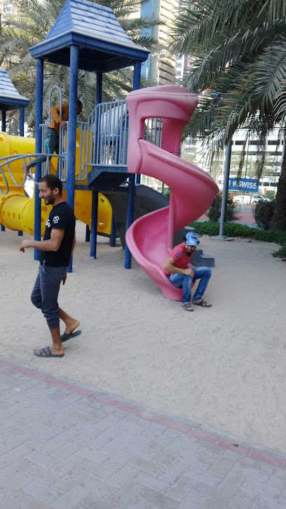 Satwa Park Basketball Court 1 - United Arab Emirates|Al Satwa - Dubai|214 308th Rd