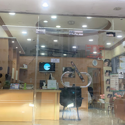 استوديو سنيوريتا الجديدة - Ras al Khaimah - +971 9 223 3414