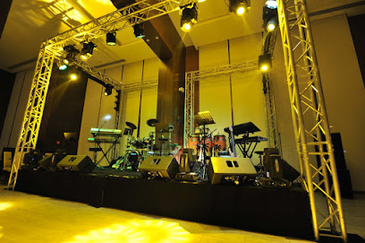 Persis Club - Fujairah - +971 50 259 0700