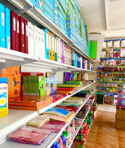 مكتبة القمة- Al qimah bookshop - Dubai - +971 50 420 6685